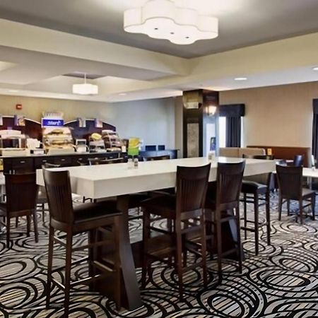 Holiday Inn Express & Suites North Fremont By Ihg Exterior foto